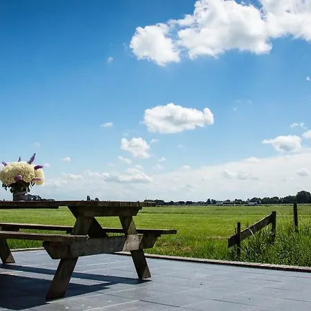 Ferienhaus Cornelly *